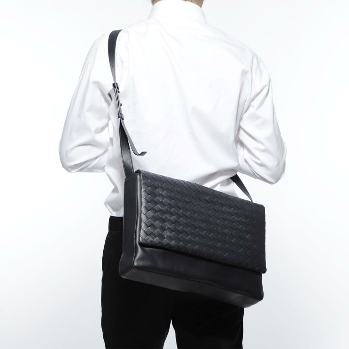 楽天市場 ボッテガヴェネタ Bottega Veneta メッセンジャーバッグ ショルダーバッグ メンズ Vcpq1 42 Messenger Bag あす楽対応 関東 返品送料無料 ラッピング無料 モダンブルー楽天市場店
