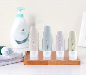 トラベルボトル 食品級シリコン製 小分け容器 90ml 漏れ防止 詰め替え容器 出張用 旅行用 シャンプーボトル 4個セット