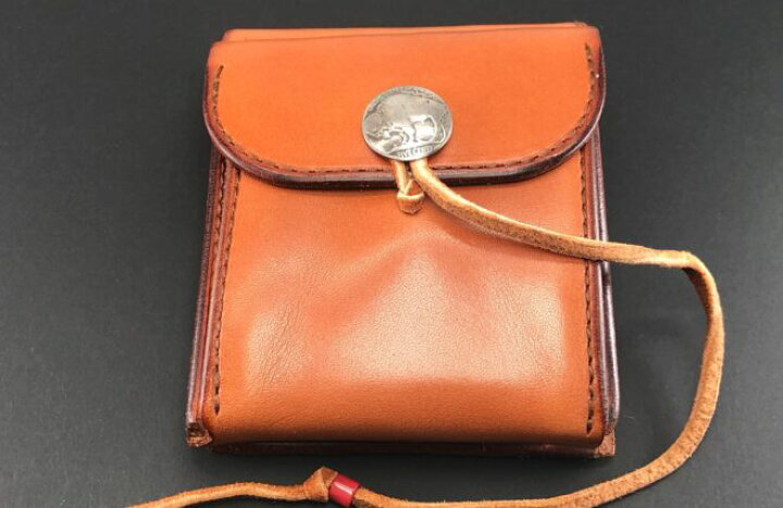 ゴローズ 二つ折り財布 コンチョ付き goro 