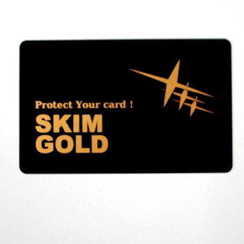 カードを重ねるだけでスキミングを防止 ネコポス便送料無料 スキムゴールド 2530 旅行用品 人気ブレゼント ゴーウェル 流行 海外旅行便利グッズ gowell