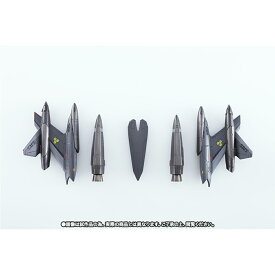 【中古】[TOY] DX超合金 YF-29 デュランダルバルキリー オズマ機用スーパーパーツ マクロス30 銀河を繋ぐ歌声 完成トイ バンダイ(20140930)