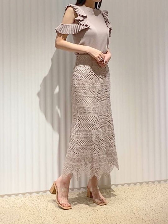 楽天市場】【P2倍&クーポン有】フリル クルーネック トップス  