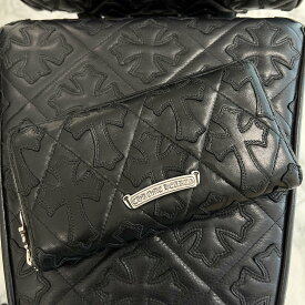 CHROME HEARTS Cemetery Cross Leather Patch Quilting Leather Wallet クロムハーツ セメタリークロス レザーパッチ キルティング レザーウォレット ラウンドジップ 長財布 カーフスキン レザーパッチ ダガージップ シルバー925 ブラック【251121】【中古-B】