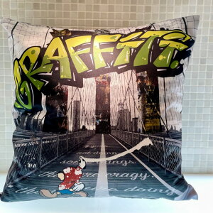 NEW NORMAL アート スクエアー クッション グラフィティ ソファークッション 父の日 △