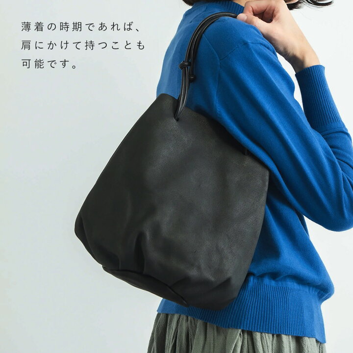 楽天市場】クラスカ レザーバッグ 巾着 claska sac de lacet 黒 