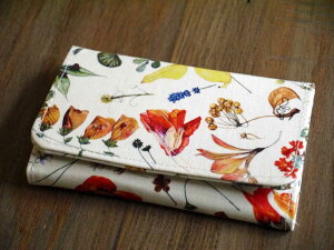 LIBERTYリバティプリントを使ったキーケース<Floral Eve>(フローラル・イヴ)IV アイボリー 948139