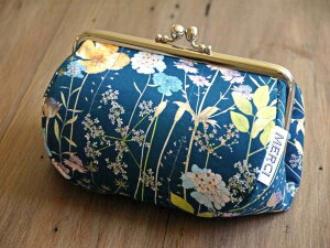 LIBERTYoeBvg ^i[g4.5܌RX|[`Irma(C})yMERCI×̏HzLG-2C