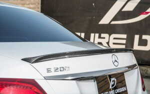 yFUTURE DESIGNzBENZ ZfXExc ENX W213 Z_ gNpA X|C[ AEBO {DryCarbon hCJ[{ FD2