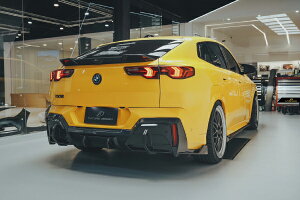 yFUTURE DESIGN KizBMW iXV[Y X2 iX2 U10 MX|[c AfBt[U[ AXvb^[ {DryCarbon hCJ[{ JX^ ptH[}X GA