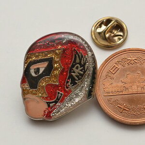 プロレスマスクのピンバッジ:ミステル・ニエブラ(1)