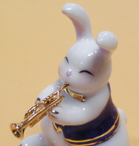 楽天市場 うさぎ 楽器 置物 オブジェ 音楽 ナカノ ドリーズラビット トランペット ミュージック フォ リビング