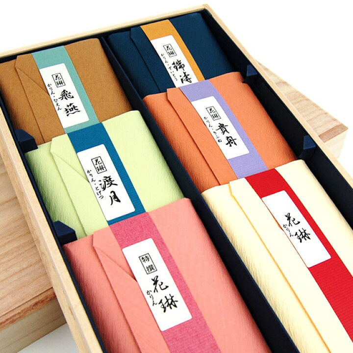 楽天市場 線香 ギフト用 線香 進物 かりん物語 桐箱 6入 有煙 薫寿堂 進物線香 贈答用 ギフト お線香 送る 喪中 見舞い 贈り物 お返し お線香ギフト おしゃれ キレイ かわいい 喪中はがき 喪中見舞い 年末年始 お彼岸 新盆 初盆 お供え 供養 命日 祥月命日 四十九