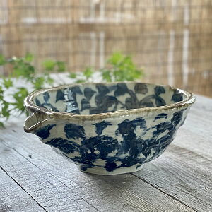 食器 和食器 おしゃれ 大鉢 手書きたこ唐草片口深大鉢 モダン ボウル 煮物鉢 サラダボウル アウトレット カフェ風 電子レンジ対応 食洗機対応