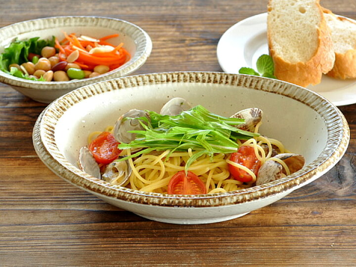 楽天市場 食器 パスタ皿 おしゃれ カレー皿 和食器 モダン 美濃焼 大鉢 ボウル アウトレット カフェ風 渕錆粉引楕円鉢22 5cm おしゃれ食器 の通販m Home Style