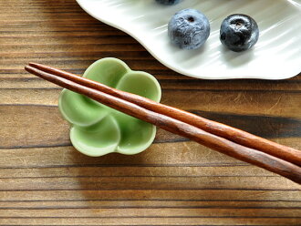 筷子与西洋乐器鸡蛋花 (花和绿色)