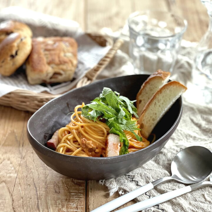 楽天市場 食器 パスタ皿 おしゃれ 和食器 モダン 美濃焼 ボウル 中鉢 変形皿 窯変ネイビー アウトレット カフェ風 三日月鉢 おしゃれ食器の通販m Home Style