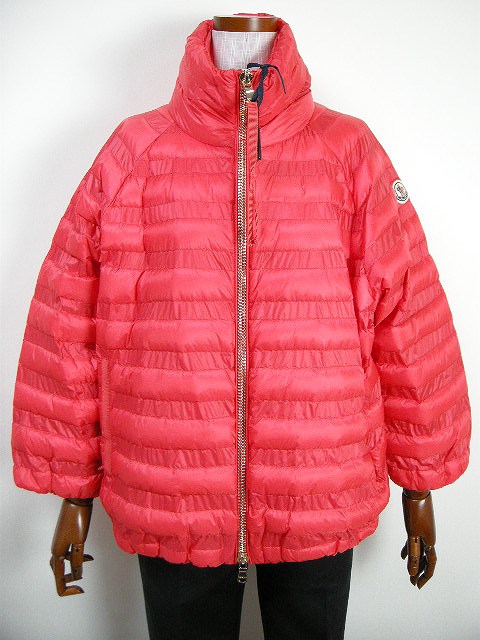 安い値段 新品未使用　モンクレール　ピンク　袖フリル　ダウンジャケット　ダウンコート ダウンジャケット