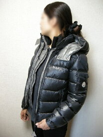 【訳ありアウトレット】【MONCLER/モンクレール/ZIN/ジン/フード付きダウンジャケット/ダウンパーカー/ショートダウン/MAYA/927(ダークグレー系)/ブラック/黒に近い灰色/KIDS(キッズ)レディース大人着用可/2015-2016AW/秋冬】【キッズサイズ12A(レディース00相当) 】