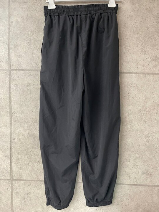 楽天市場】【MONCLER/モンクレール/TROUSERS/ナイロンパンツ/トラック 