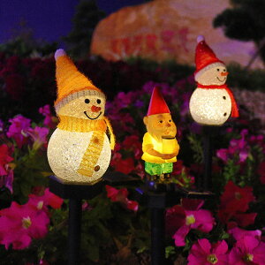 LED ソーラー ライト クリスマス サンタクロース 雪だるま 大晦日 ガーデンライト 屋外 置き型 自動点灯 消灯 おしゃれ かわいい レトロ 庭 玄関 アプローチ 野外 明るい 防水 防雨 照度セン