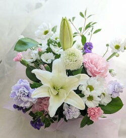 13時〆で翌日着◆選べる「百合無」「百合入り」「お供え 花」「お供え花アレンジメント」「お供え フラワーアレンジメント」「お供え 花」「お供え 花 アレンジメント」「フラワーギフト お供え」「アレンジメント　お供え」「お供え生花」「楽天市場 お供え 花」