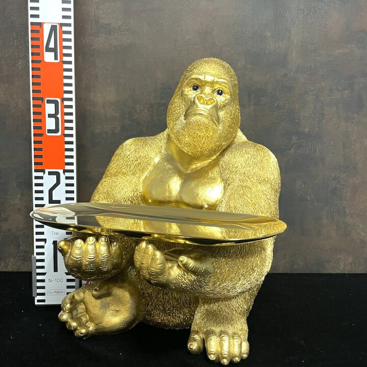 楽天市場】金ゴリラの置物 高さ37cm 皿付き小物置き トレー台付き 巨大 