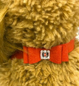 Susan LanciX[UV[Big Bow CollarpXtXLtփbhybp[