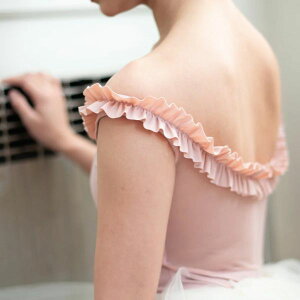 バレエ レオタード 大人【Xiaoxiao/シャオシャオ】ジュニア マリーレオタード フリルネックラインオフショルダー 黒 ピンク バレエ用品 レッスン 着 練習 バレエウェア