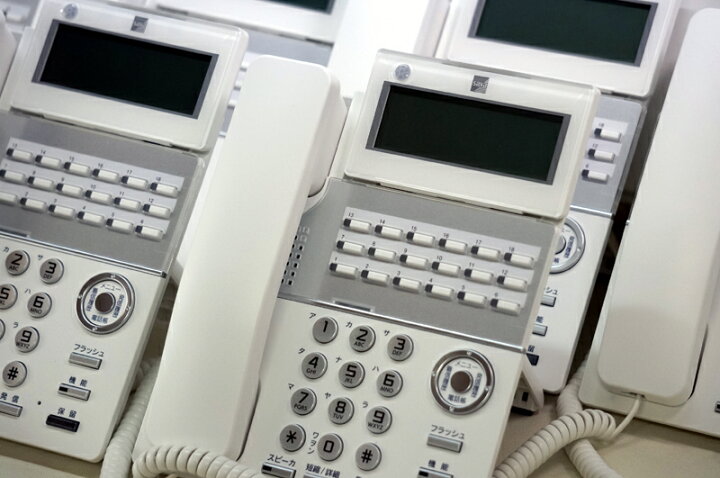 楽天市場】【新品ビジネスフォンセット】愛知県内・取付工事付 SAXA製 PLATIA２（プラティア２）光電話対応機器 ・PT1000-2 Pro（１台）・  アナログ４回線（１枚）・ＴＤ８１０白電話機（６台） （主装置をスタンダードに変更できます！） : 三河物産