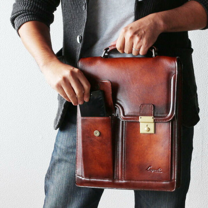 楽天市場】ビジネスバッグ 縦型ショルダーバッグ 鍵付き A4対応  