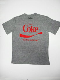 〇【 コカ コーラ Coca Cola 】『 ロゴ Tシャツ Mサイズ (GY) 』アメカジファッション 企業 fashion ファッション 半袖 人気 おすすめ かわいい おしゃれ アドバタイジング おすすめ 人気 アパレル シンプル おしゃれ