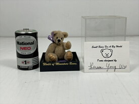 〇【 World of Miniature Bears/ワールド・オブ・ミニチュアベアーズ 】『 ＃310 BEIGE 3インチ パープルリボン　1996年製 』アメリカ雑貨　アメ雑　クマ　テディベア　コレクション