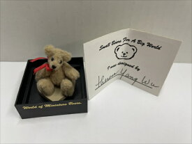 〇【 World of Miniature Bears/ワールド・オブ・ミニチュアベアーズ BEIGE 】『 ＃110　1インチ レッドリボン ベージュハート』アメリカ雑貨　アメ雑　クマ　テディベア　コレクション