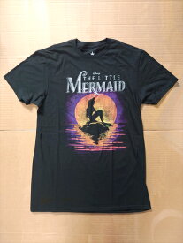 ◎【ディズニー/Disney】『 THE LITTLE MERMAID / プリント Tシャツ 』Tシャツ 半袖 シャツ 日本未発売 アメコミ アニメ 映画 Movie リトルマーメイド アメカジ カジュアルファッション シャツ ファッション雑貨 アメリカ雑貨 アメ雑 雑貨