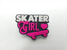 ◎【ラバーバッジ/rubber badge】『 SKATER GIRL / ピンバッジ 』バッジ バッチ ピンバッチ スケボー スケートボード ゴム製 ファッション雑貨 アメ雑