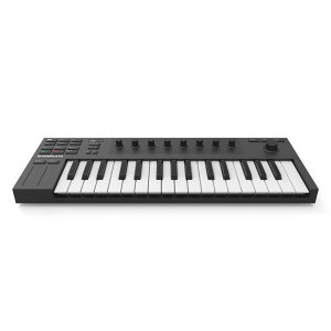 Native Instruments RpNgMIDIL[{[h KOMPLETE KONTROL M32