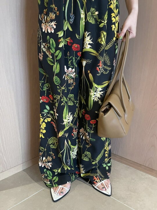 ボタニカル柄ウエストゴムイージーパンツ 楽天市場】ボタニカル 柄  