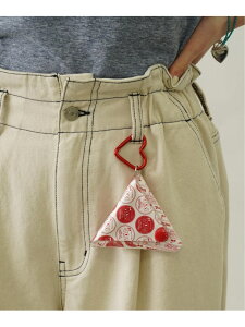 CHERRIES PRINT PVC TRIANGULAR CASE MILKFED. ~NtFh t@bVG `[EL[`F[ bh sN p[v[Rakuten Fashion]