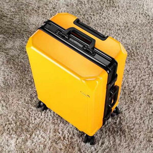 yzX[cP[X L[P[X t[^Cv y É _CbN Vv USB|[gt S TCY M TCY @ 3 L TCY LL TCY 6 ו