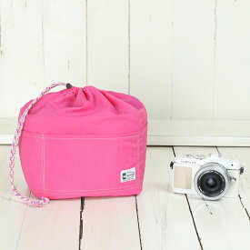 カメラバッグ　おしゃれ ふわふわソフトタイプ　カメラ用 12ポケットインナーバッグ　Мサイズ　カメラケース　/ フューシャピンク