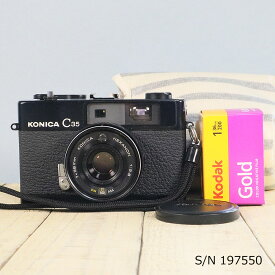 【整備済】【保証付 】　コニカ　KONICA C35　ブラック　S/N 197550（ケース・フイルム付セット）　フィルムカメラ　フイルムカメラ　【中古】