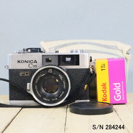 【整備済】【保証付 】　コニカ　KONICA C35 FD　S/N 284244（ケース・フイルム付セット）　フィルムカメラ　フイルムカメラ　【中古】