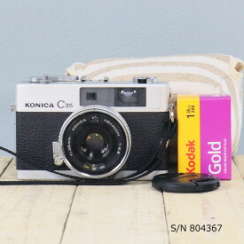 【整備済】【保証付 】　コニカ　KONICA C35　初期型　S/N 804367（ケース・フイルム付セット）　フィルムカメラ　フイルムカメラ　【中古】
