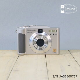 【中古】[作動確認済　返品保証] 　Panasonic LUMIX DMC-LC33 S/N UA36600767　デジタルカメラ CCDカメラ オールドデジカメ オールドコンデジ