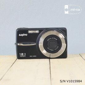 【中古】[作動確認済　返品保証] 　SANYO DSC-X1260 S/N V1015984　デジタルカメラ CCDカメラ オールドデジカメ オールドコンデジ