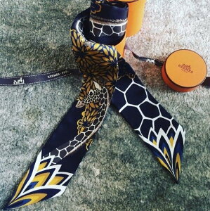 Hermes Twilly Three Graces Black Gold