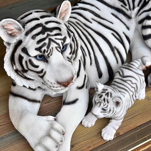 楽天市場】ホワイトタイガー 虎 トラ 2個セットトラの置物 置物 リアル