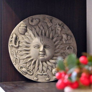 Stone statue@CMX@Ǌ|zƐ@Α@Xg[⌺֐AɂǂBAXg[@{̐Α