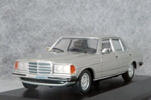 ~j`vX 1/43 (}LVjXP[ ~jJ[ZfX xc 230E ( W123 )1982N Vo[MINICHAMPS Mercedes Benz