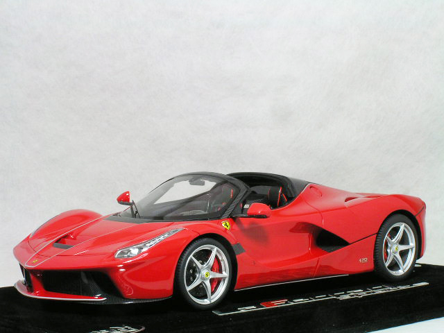1/18 フェラーリ Ferrari BBR ミニカー BBR ミニカー 1/18 スケールフェラーリ ラ・フェラーリ アペルタ 専用アクリルケース付属 ロッソ コルサ (レッド）